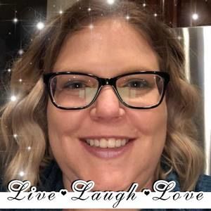 Meet your Posher, Stacey